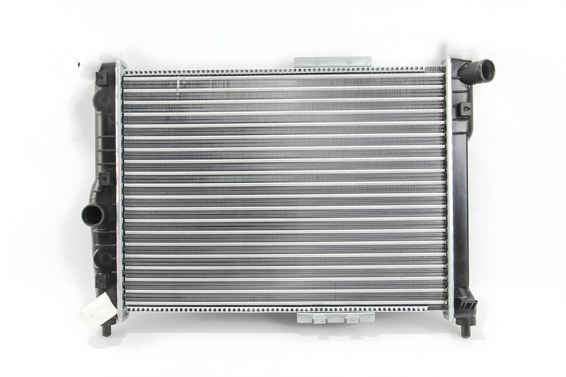 Радиатор двигателя Lanos 1.5 (-AC), LORO (0110170005) Радиатор двигателя Lanos 1.5 (-AC), LORO (0110170005)