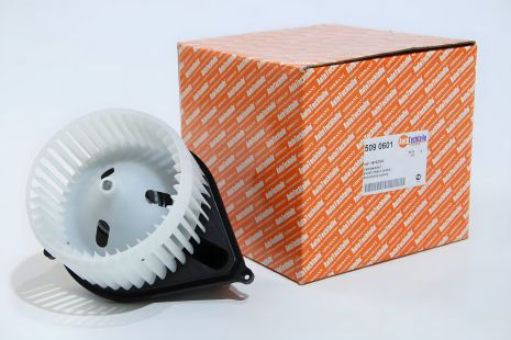 Пічки моторчик Fiat Ducato/Citroen Jumper/Peugeot Boxer 02-06 (-AC) (8414599590), Autotechteile (5090601) Пічки моторчик Fiat Ducato/Citroen Jumper/Peugeot Boxer 02-06 (-AC) (8414599590), Autotechteile (5090601)