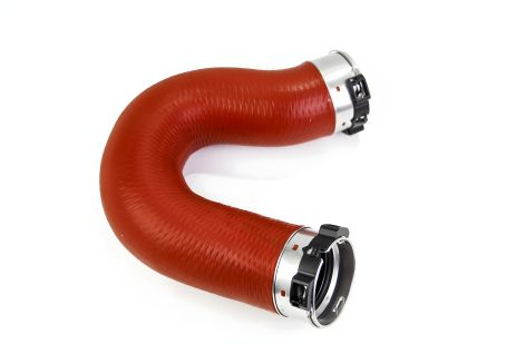 Інтеркулерний патрубок BASBUG для Sprinter OM651 06- (BSG60720212)