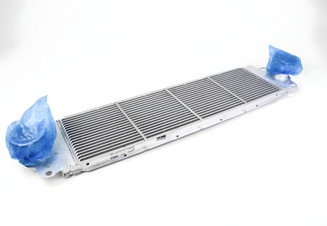 VW T5 интеркулер, MAHLE/KNECHT (CI80000P) VW T5 интеркулер, MAHLE/KNECHT (CI80000P)