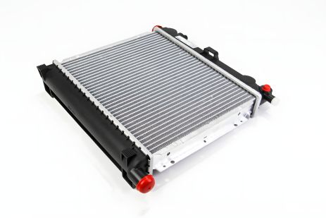 Радіатор охолодження двигуна для W201/W124 1.8-2.3 82-93, MAHLE/KNECHT (CR235000S)