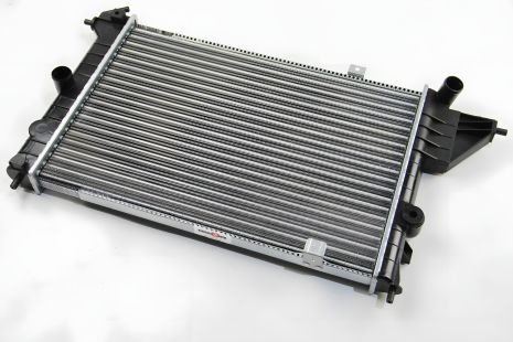 Охолодження радіатор Vectra -95 (-AC), JP Group (1214201100) Охолодження радіатор Vectra -95 (-AC), JP Group (1214201100)