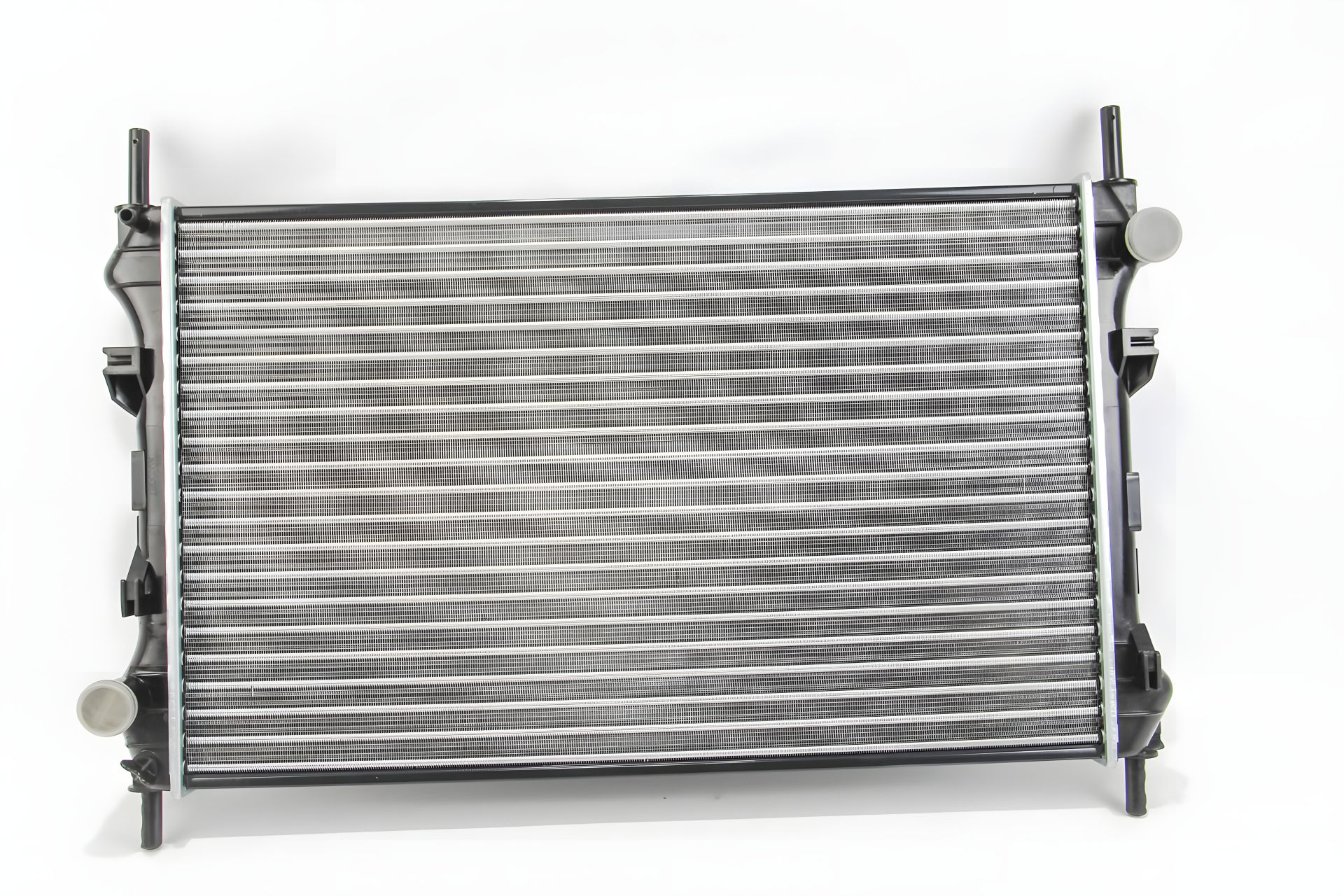 Охолоджуючий радіатор двигуна для Transit 2.4 D 00-06, LORO (0170170033) Охолоджуючий радіатор двигуна для Transit 2.4 D 00-06, LORO (0170170033)