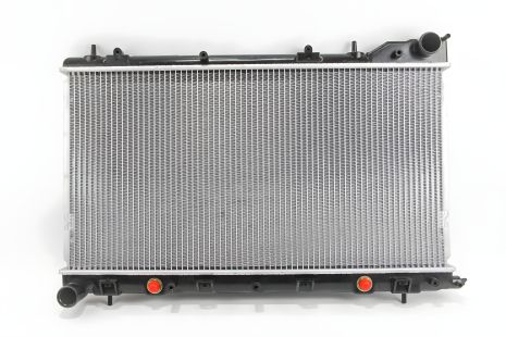Охладительный радиатор SUBARU FORESTER 2.0/2.5 от LORO Охладительный радиатор SUBARU FORESTER 2.0/2.5 от LORO