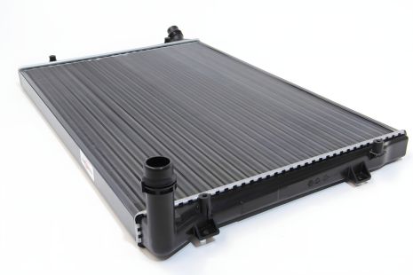 Водяний радіатор Caddy III 1.9/2.0TDI (AT/+/- AC) (650x439x32), JP Group (1114209100)