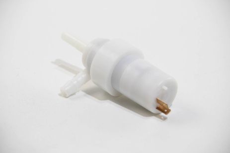 Насос склоомивача VW/RENAULT/PSA/VOLVO 75-, HELLA (8TW004764021)