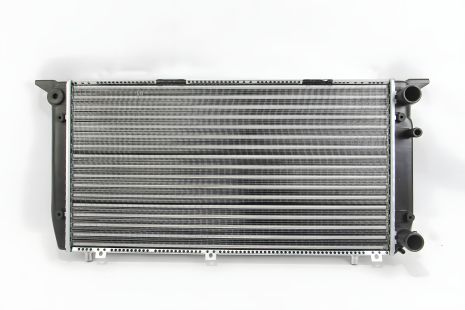 Двигуна радіатор охолодження AUDI80/901/6 86-94, LORO (0030170010)