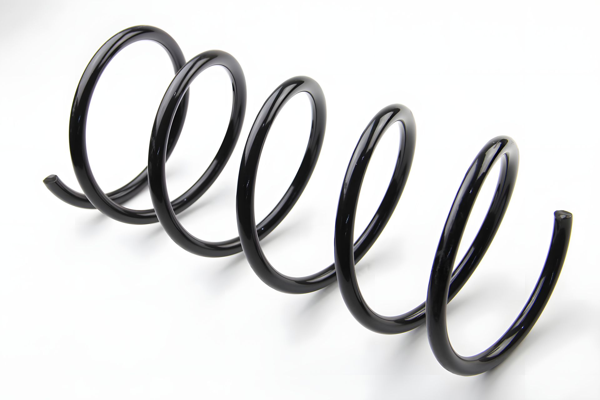 Передня пружина Ford Mondeo II 96-00, CS Germany (14504123) Передня пружина Ford Mondeo II 96-00, CS Germany (14504123)