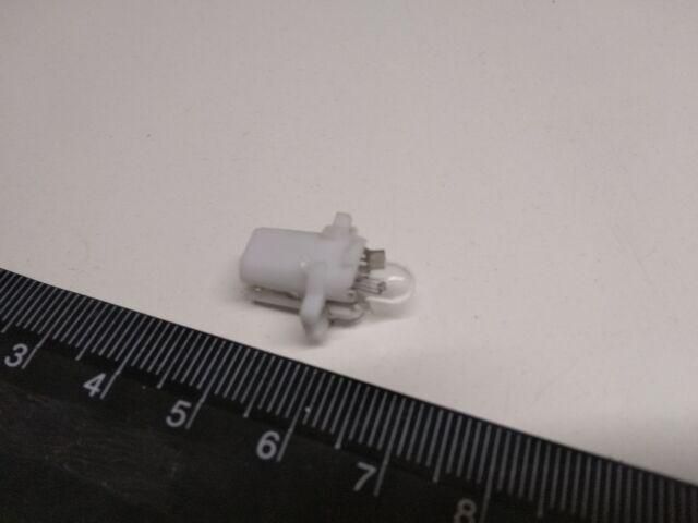 Бесцокольная лампа BOCXOD 12V 2W B8,3D (BAX10s) с патроном (82782), цена за 1 шт Бесцокольная лампа BOCXOD 12V 2W B8,3D (BAX10s) с патроном (82782), цена за 1 шт