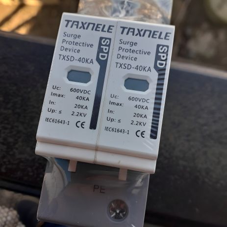 Пристрій захисту від імпульсних перенапруг ЗІП DC до 40ka 600V Taxnele Пристрій захисту від імпульсних перенапруг ЗІП DC до 40ka 600V Taxnele