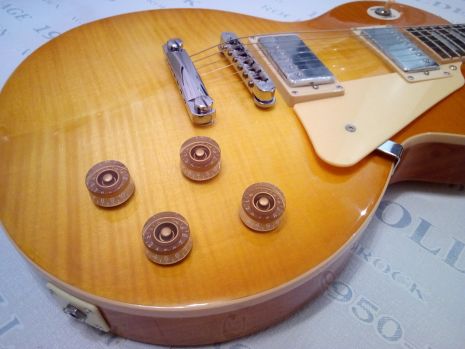 Електрогітара Gibson Les Paul Standard Lemon Burst China