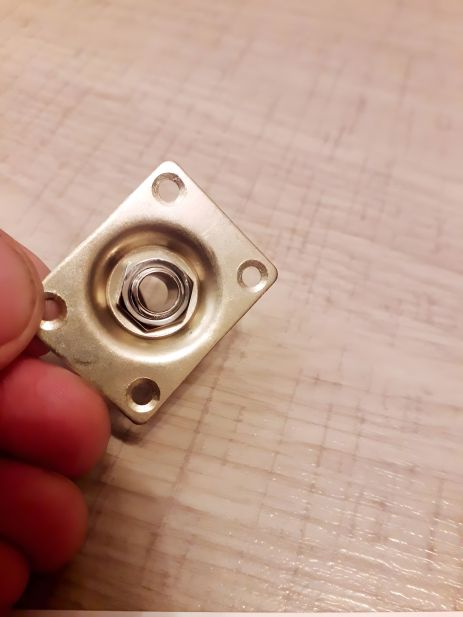 Входной разъем-гнездо для электрогитары Gibson Les Paul SG ES, желтый Входной разъем-гнездо для электрогитары Gibson Les Paul SG ES, желтый