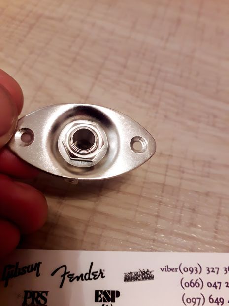 Овал. вхід роз'єм гніздо для гітари електро Ibanez Telecaster сірий