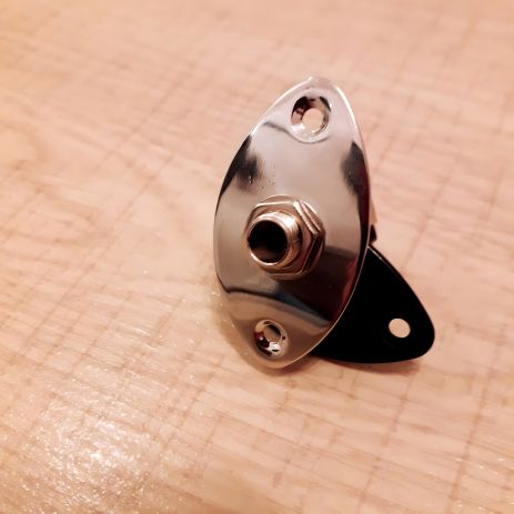 Вхідний роз'єм для електрогітари Ibanes Shur LTD ESP хромований овальний