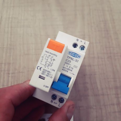 Диф автоматический выключатель Tomzn TPNL-32, защита от замыкания, 25А