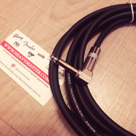 Инструментальный гитарный кабель SoundKing d7 для электрогитары, 3 м, черный