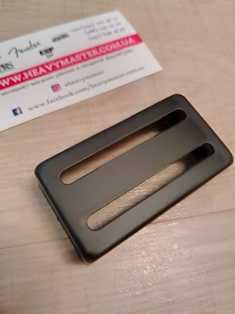 Универсальная крышка хамбакера для электрогитары 2 Универсальная крышка хамбакера для электрогитары 2