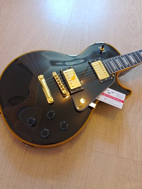 Электрогитара Gibson Les Paul Custom Black Gold Beauty China