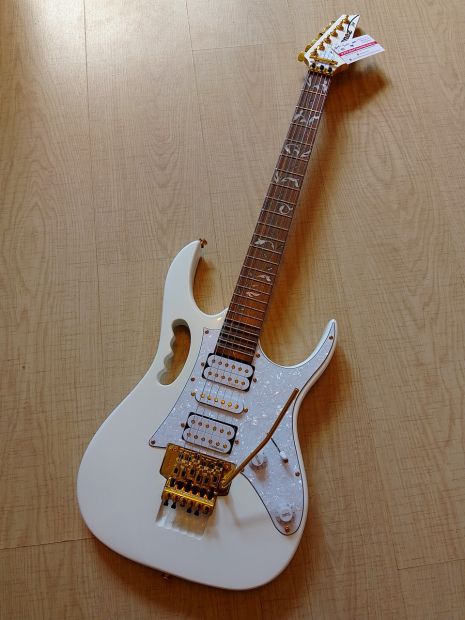 Электрогитара Ibanez Jem 7v white China