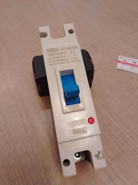 DC автоматичний вимикач 150А Tomzn для АКБ