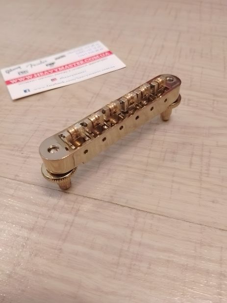 Роликовий струнотримач бридж Tune-o-matic для електрогітари золотий