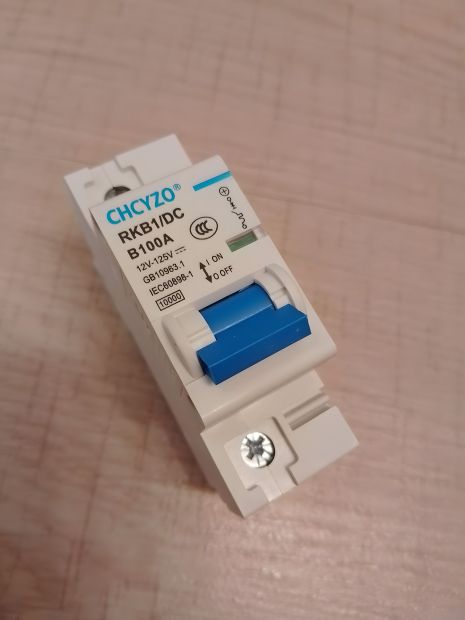 Вимикач автоматичний DC 100 ампер 1Р для панелей і акб Вимикач автоматичний DC 100 ампер 1Р для панелей і акб