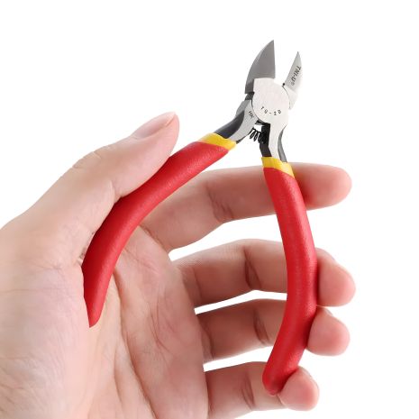 Інструмент ручний, бічні кусачки бокорізи 135 мм Інструмент ручний, бічні кусачки бокорізи 135 мм