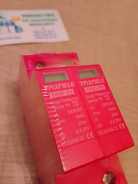 Пристрій DC захисту від імпульсних перенапруг до 40ka 1000V Taxnele Пристрій DC захисту від імпульсних перенапруг до 40ka 1000V Taxnele