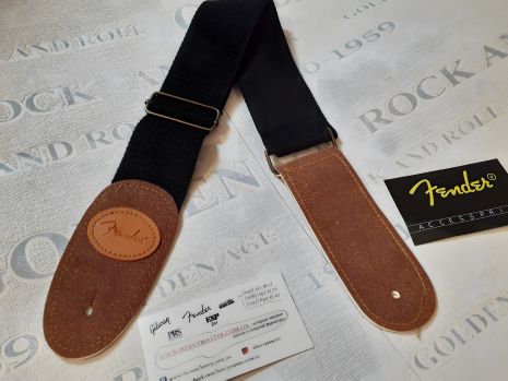 Чорний ремінь для акустичної гітари від Fender Чорний ремінь для акустичної гітари від Fender