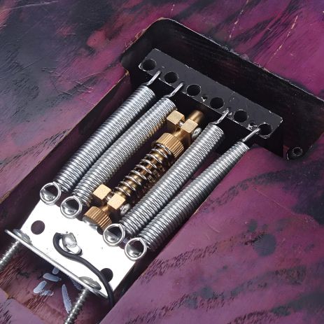 Пружинний стабілізатор trem setter для електрогітари Fender Stratocaster Пружинний стабілізатор trem setter для електрогітари Fender Stratocaster
