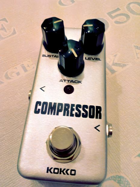 Компресорна гітарна педаль ефектів Kokko для електро- та бас-гітари