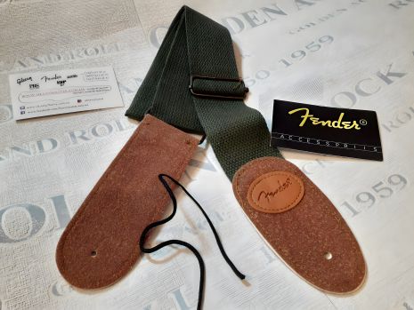 Ремень для акустической гитары зеленый Fender