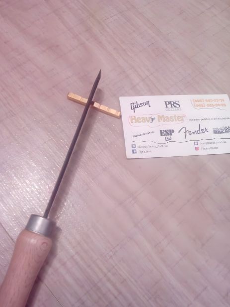 Напилок для верхнього поріжка електрогітари пропилювання гітари надфіль