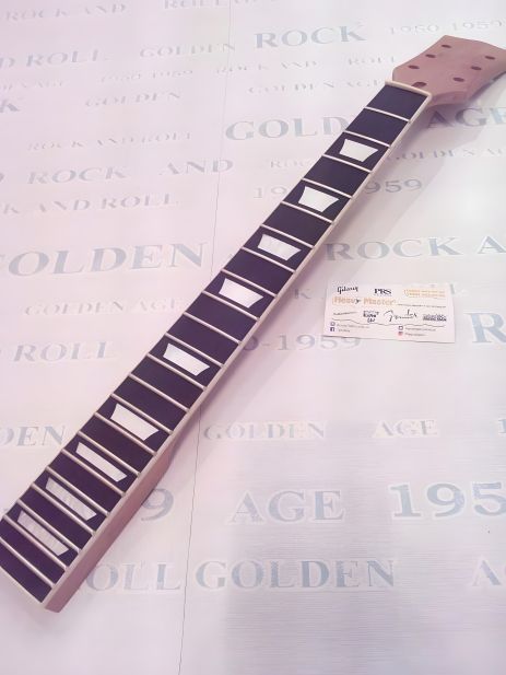 Гриф из красного дерева для электрогитар Gibson Les Paul, LP, SG и ES Гриф из красного дерева для электрогитар Gibson Les Paul, LP, SG и ES