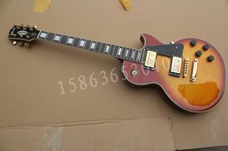 Електрогітара Gibson Les Paul Custom New China