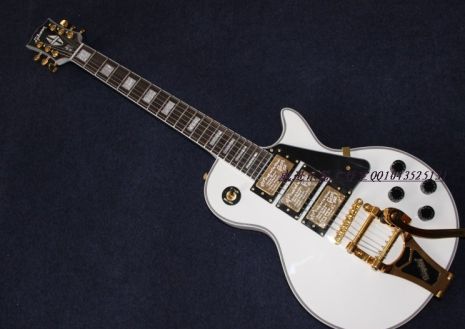 Электрогитара Gibson Les Paul Custom 3 Pickup Bigsby White