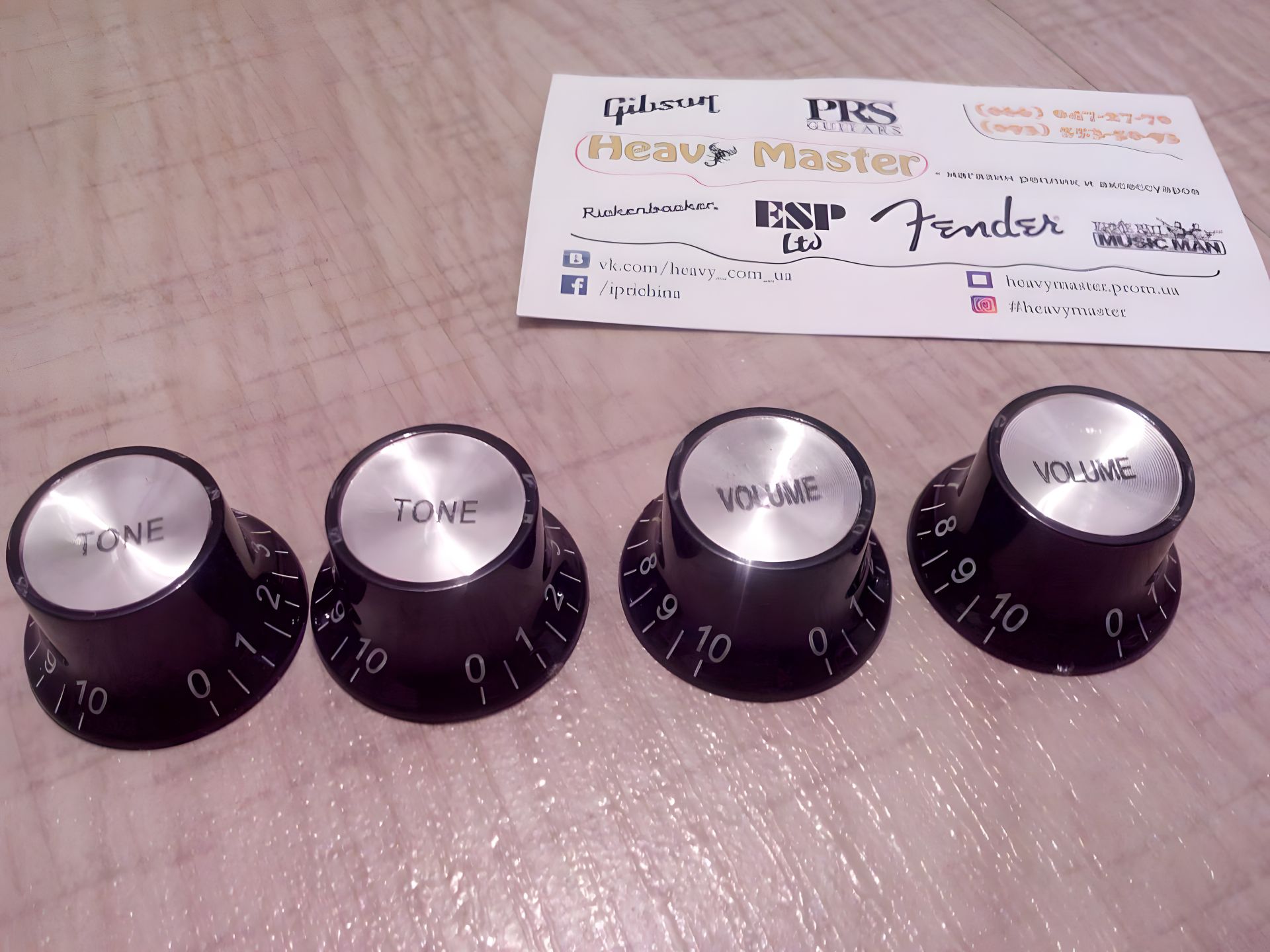 Регулировочные ручки для потенциометров электрических гитар Gibson, Epiphone, Fender Регулировочные ручки для потенциометров электрических гитар Gibson, Epiphone, Fender