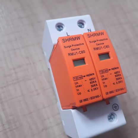 Захист від імпульсних перенапруг УЗІП AC 2P, 60ka 420v Захист від імпульсних перенапруг УЗІП AC 2P, 60ka 420v