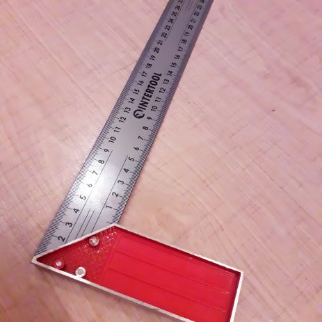 Косинець будівельний MT-2030 intertool 300 мм