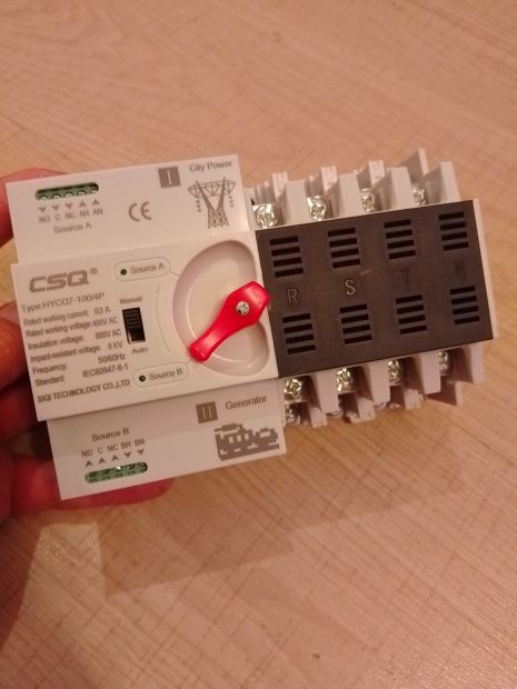 Автоматический переключатель напряжения на 3 фазы сеть-альтернатива 63А Автоматический переключатель напряжения на 3 фазы сеть-альтернатива 63А