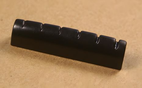 Avzhezh поріжок верхній для акустичної гітари струн чорний, 43 мм