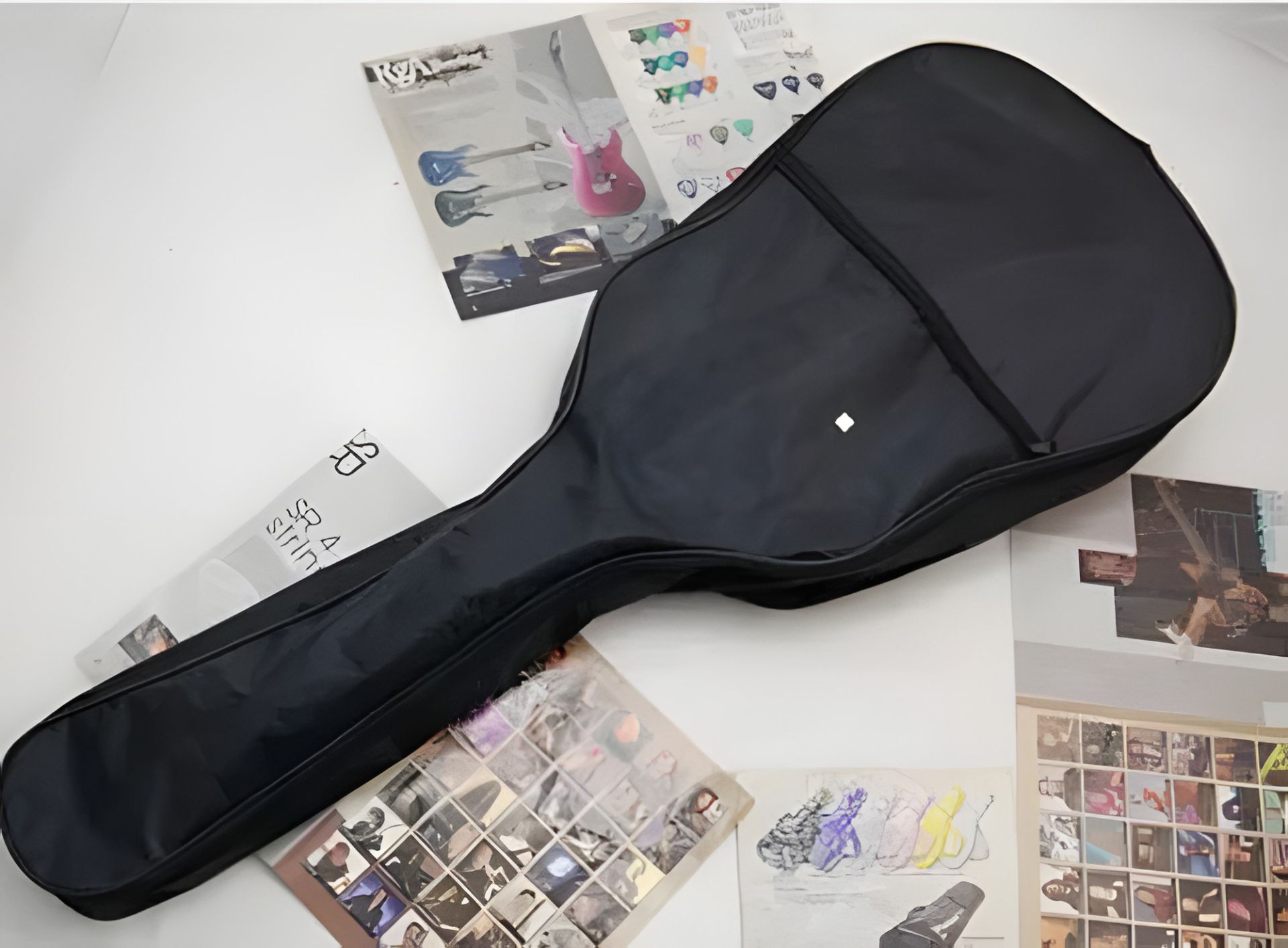 Чехол для электрогитары Stratocaster 39 дюймов, кофр кейс ЧЕРНЫЙ Чехол для электрогитары Stratocaster 39 дюймов, кофр кейс ЧЕРНЫЙ