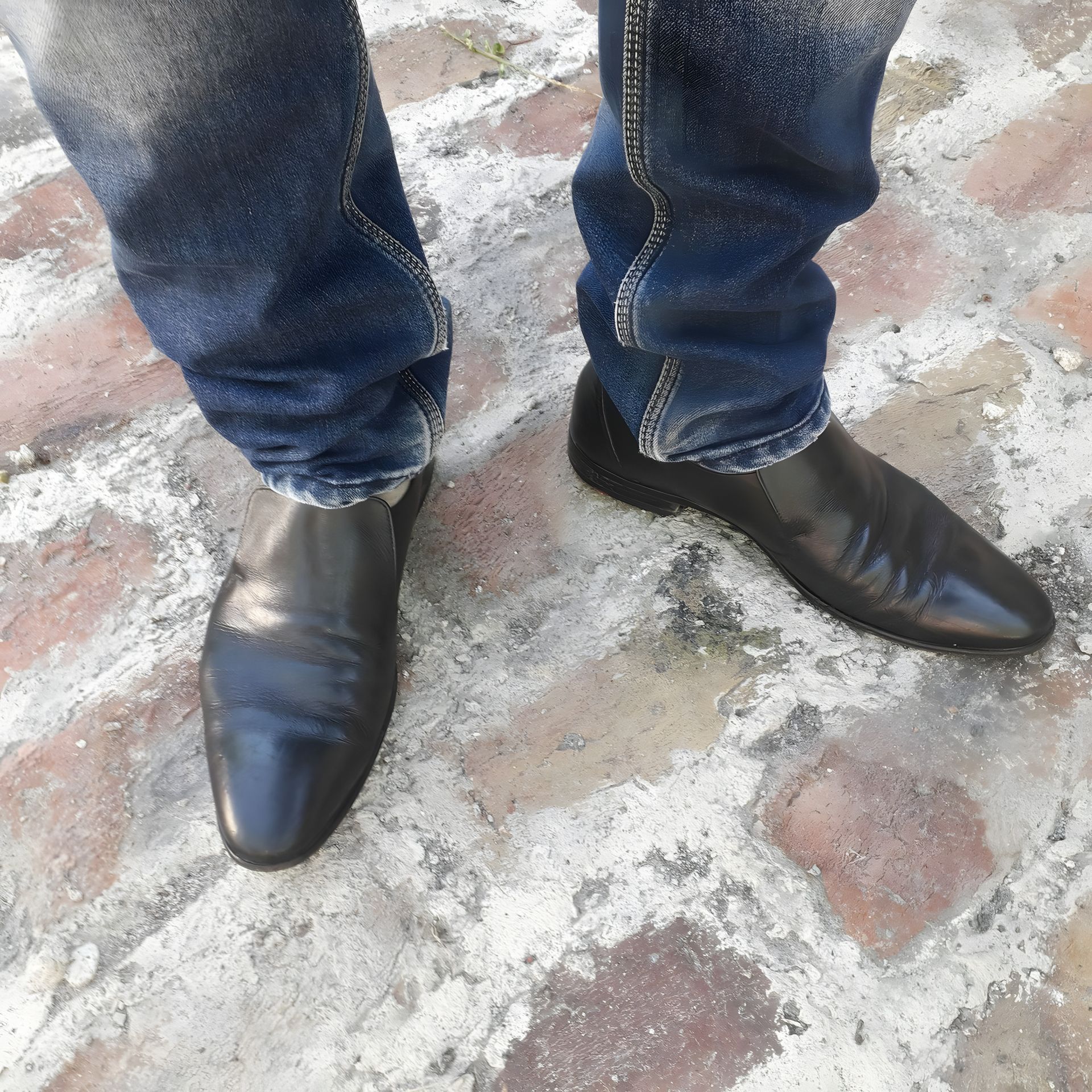 Стильні туфлі для чоловіків, шкіряні черевики 43 LLOYD Стильні туфлі для чоловіків, шкіряні черевики 43 LLOYD