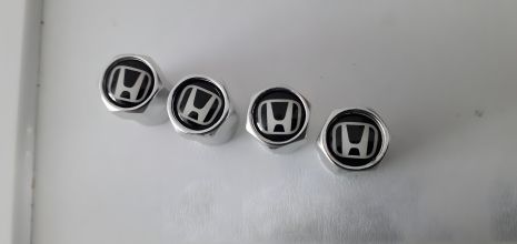 Ниппель-золотник для автомобиля Honda Ниппель-золотник для автомобиля Honda