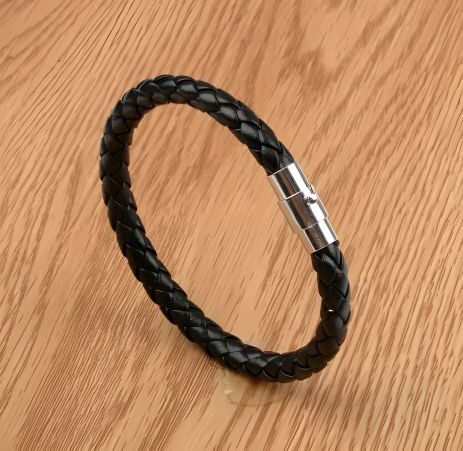 Чоловічий та жіночий плетений шкіряний браслет на застібці, чорний хром Чоловічий та жіночий плетений шкіряний браслет на застібці, чорний хром