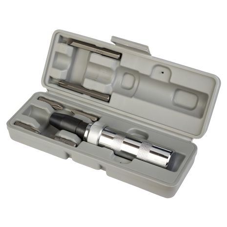 Отвертка ударно-поворотная с комплектом бит 8 шт CRV (с футляром) SIGMA 4004011