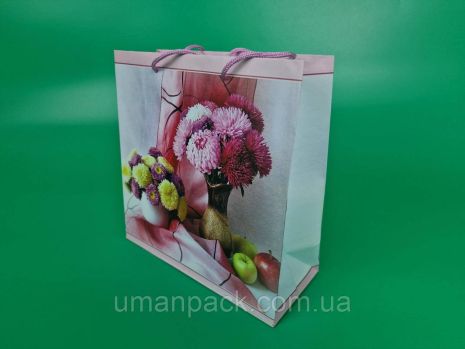 Пакет бумажный подарочный квадратный 23*24*10(артKV-109) (12 шт)
