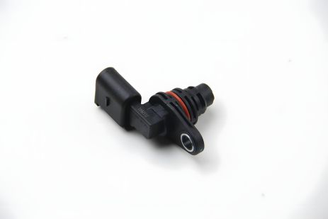 Датчик положення фаз распредвала PORSCHE CAYENNE, BENTLEY CONTINENTAL, SKODA RAPID, HELLA (6PU009121451) Датчик положення фаз распредвала PORSCHE CAYENNE, BENTLEY CONTINENTAL, SKODA RAPID, HELLA (6PU009121451)