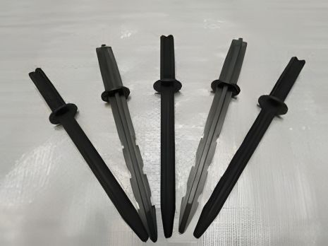 Парникові кілочки міцні, не Китай