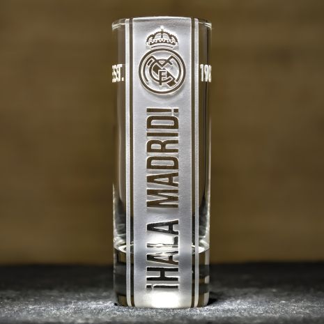 Рюмка з гравіюванням ФК Реал Мадрід (FC Real Madrid) слоган Hala Madrid 50 мл в подарунковій коробці Рюмка з гравіюванням ФК Реал Мадрід (FC Real Madrid) слоган Hala Madrid 50 мл в подарунковій коробці